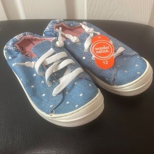 Wonder Nation shoe